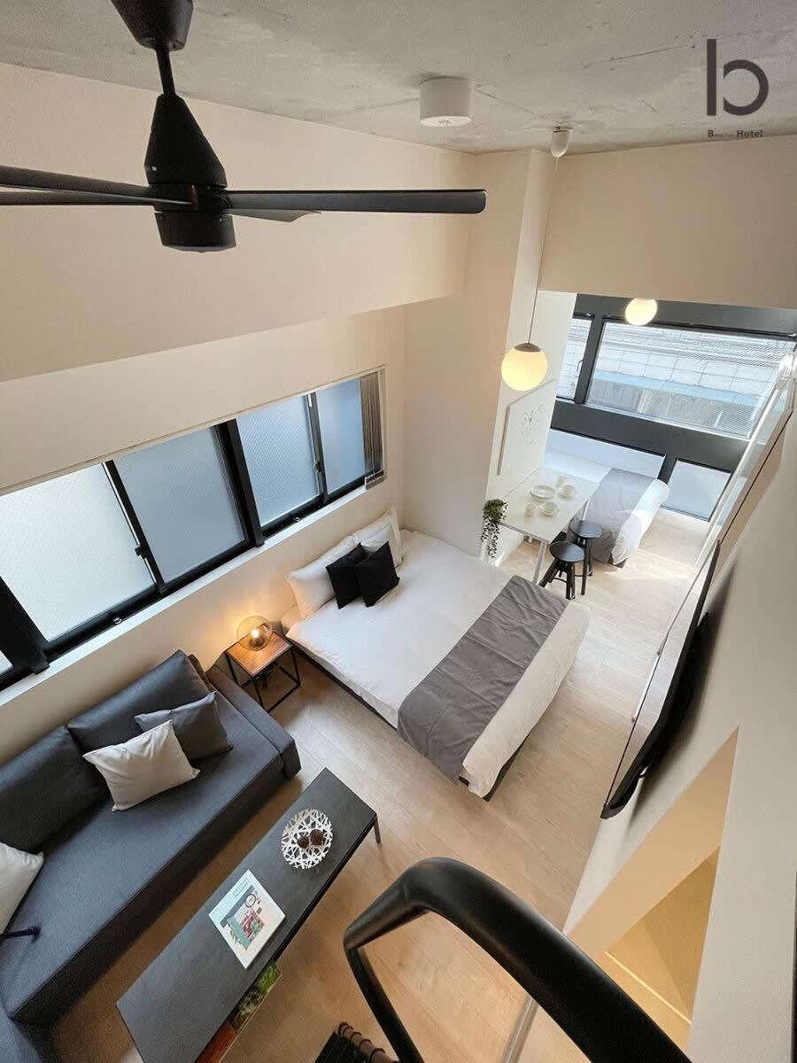 Bhotel Nekoyard - Modern Loft Studio Steps From Peace Park Хіросіма Екстер'єр фото